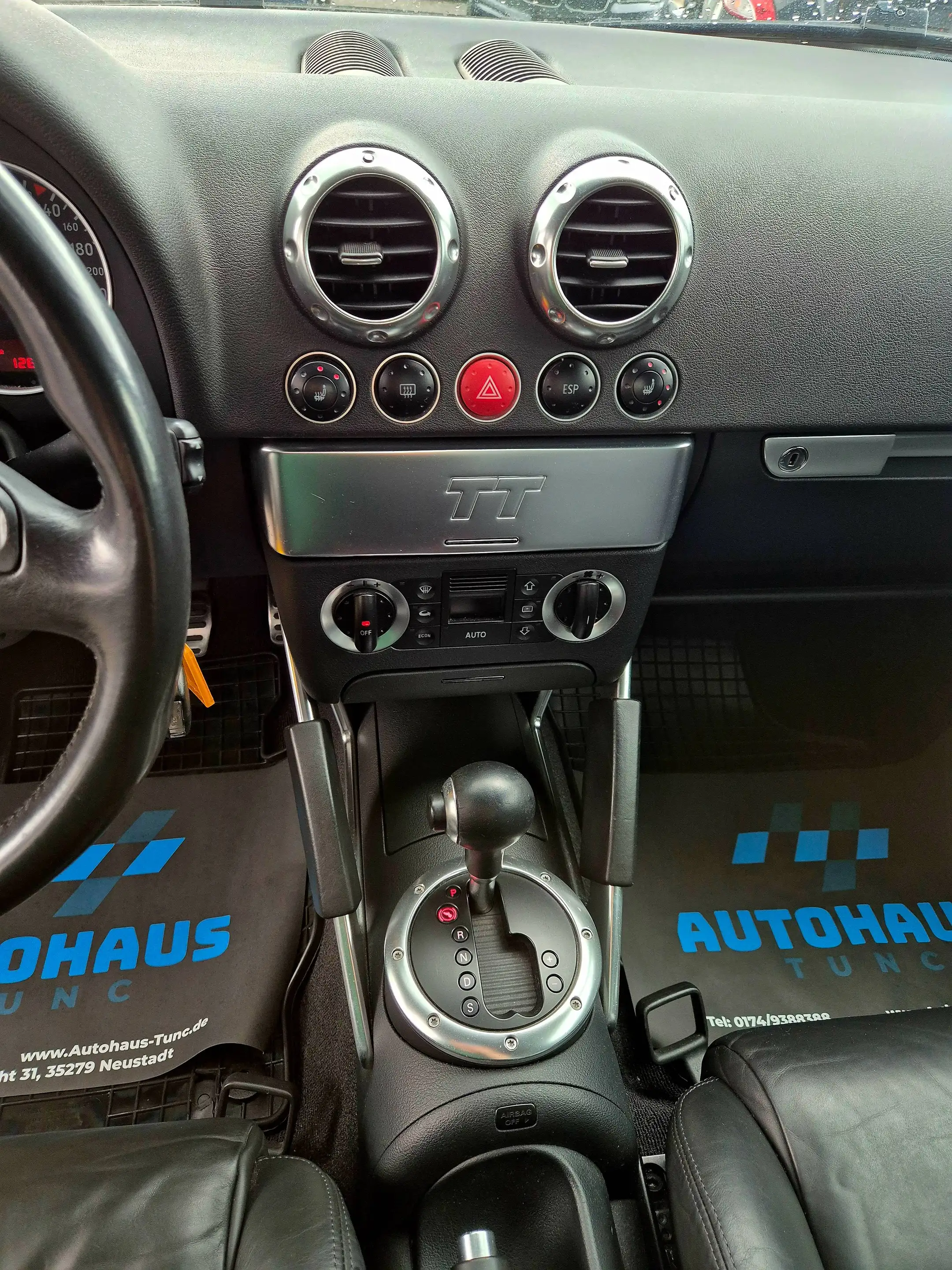 Audi TT 1.8 T Roadster, Gas, Sport, Leder, Soundsystem — photo 9