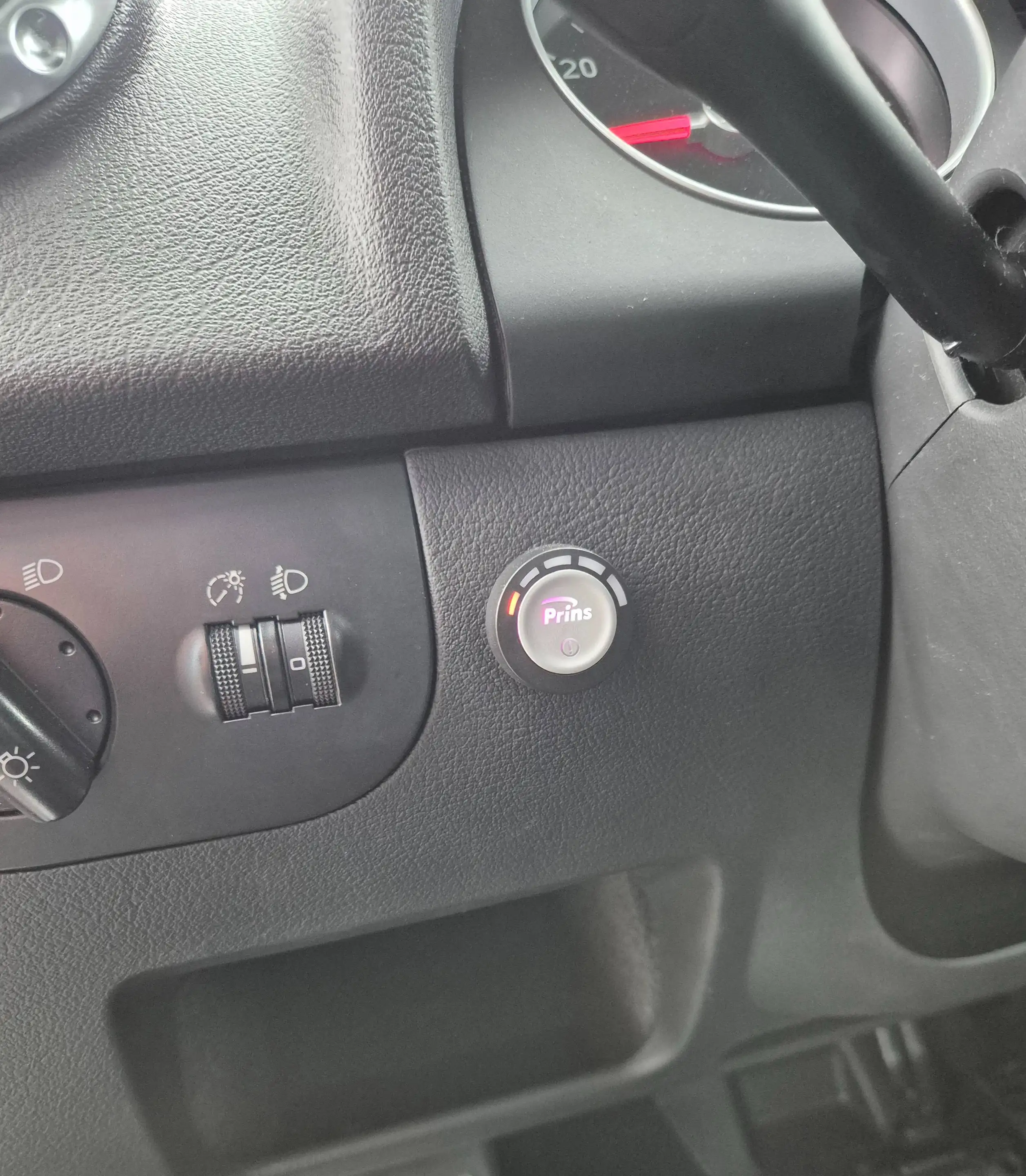 Audi TT 1.8 T Roadster, Gas, Sport, Leder, Soundsystem — photo 8