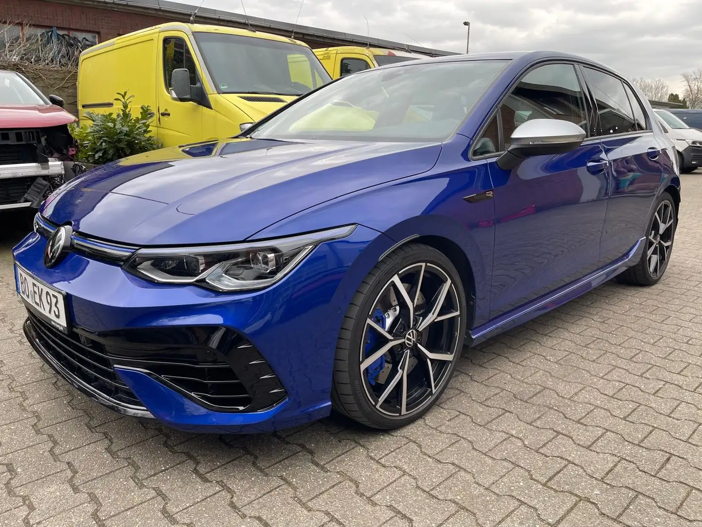 Volkswagen Golf R 4Motion Blau - 1