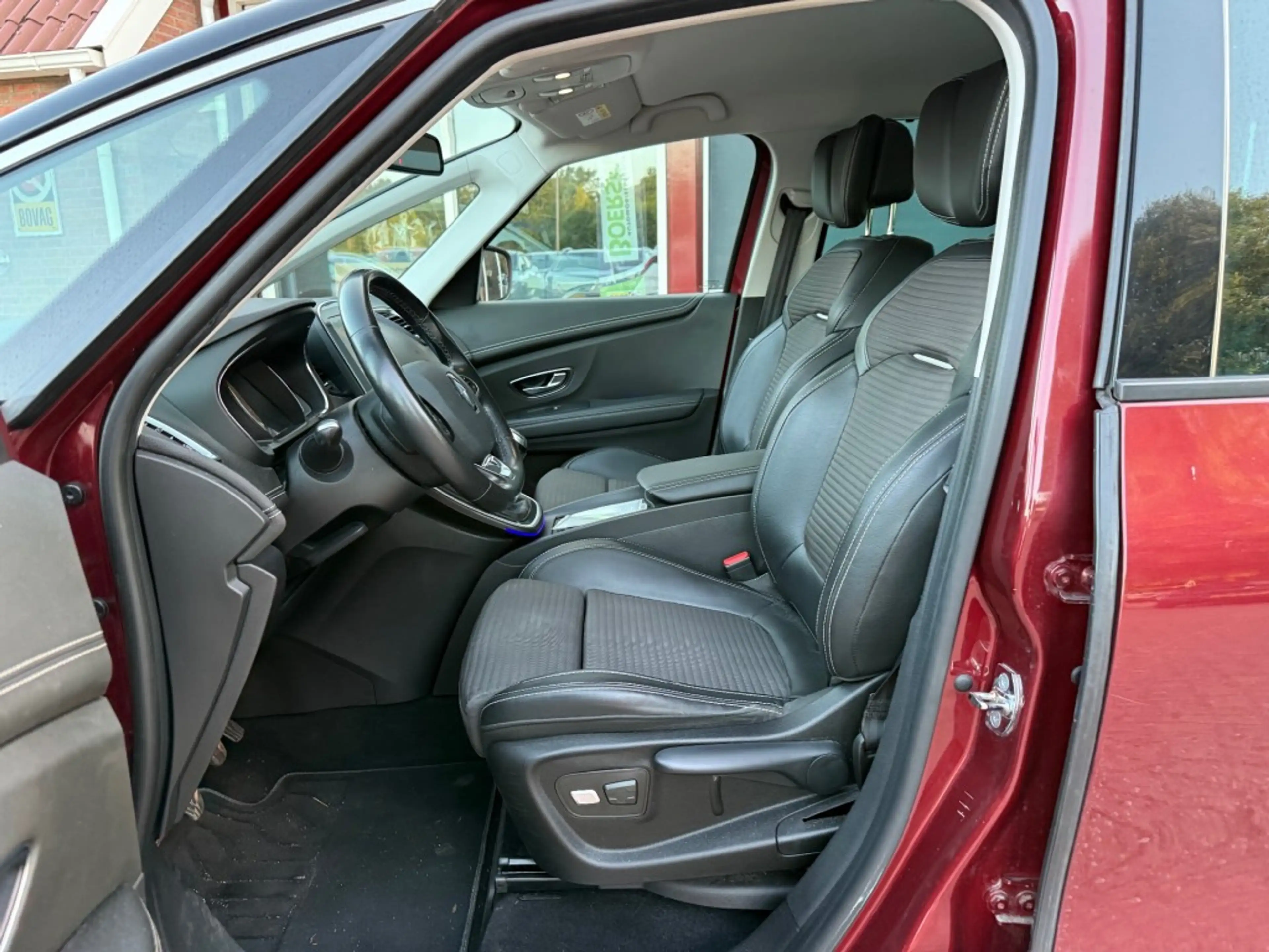 Renault Grand Scenic 1.2 TCE BOSE 130pk Orig. NL/Bose Sound/Camera/Trek — photo 25