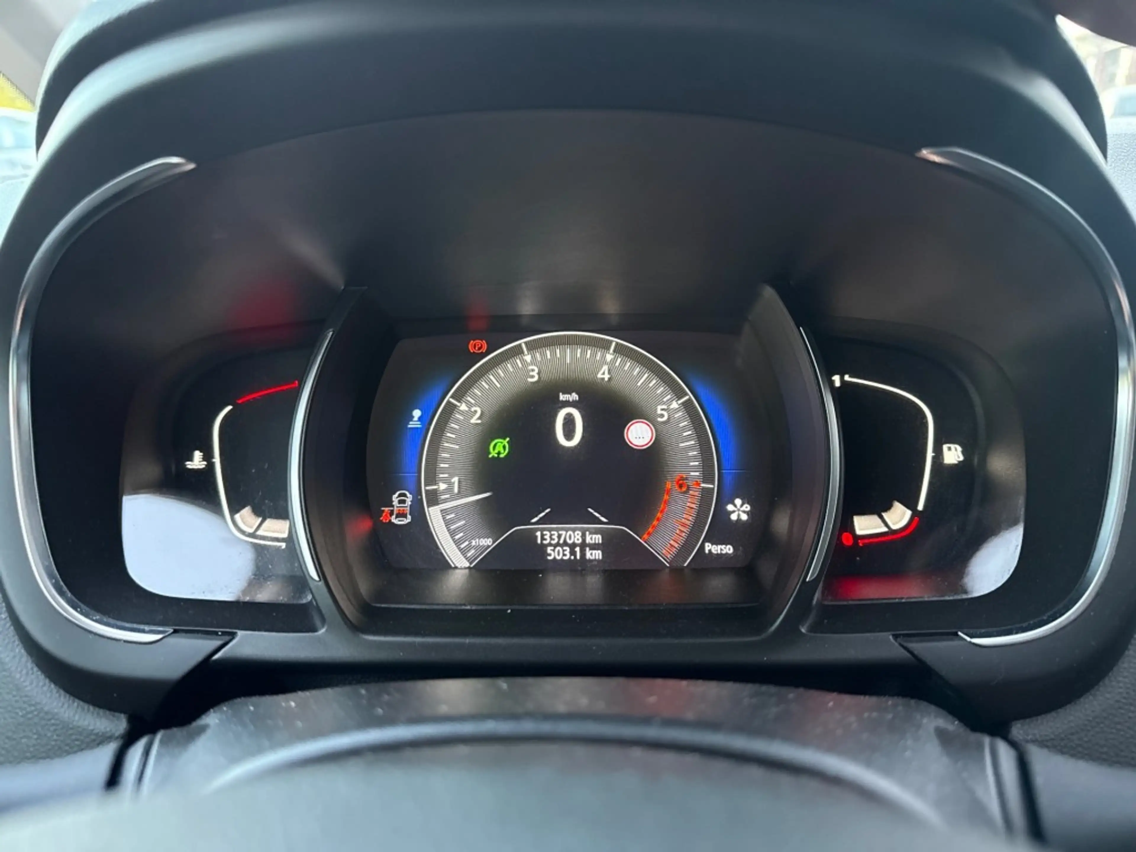 Renault Grand Scenic 1.2 TCE BOSE 130pk Orig. NL/Bose Sound/Camera/Trek — photo 28