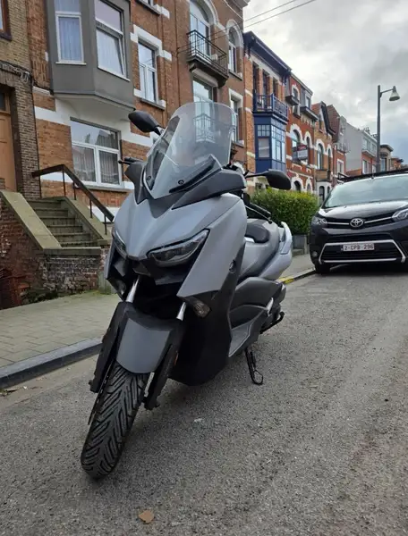 Yamaha X-Max 125 - foto 4