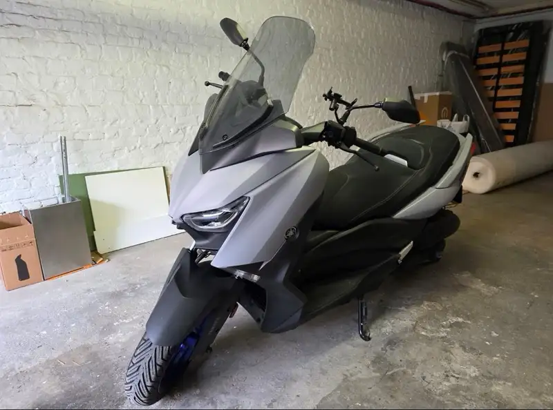 Yamaha X-Max 125 - foto 2