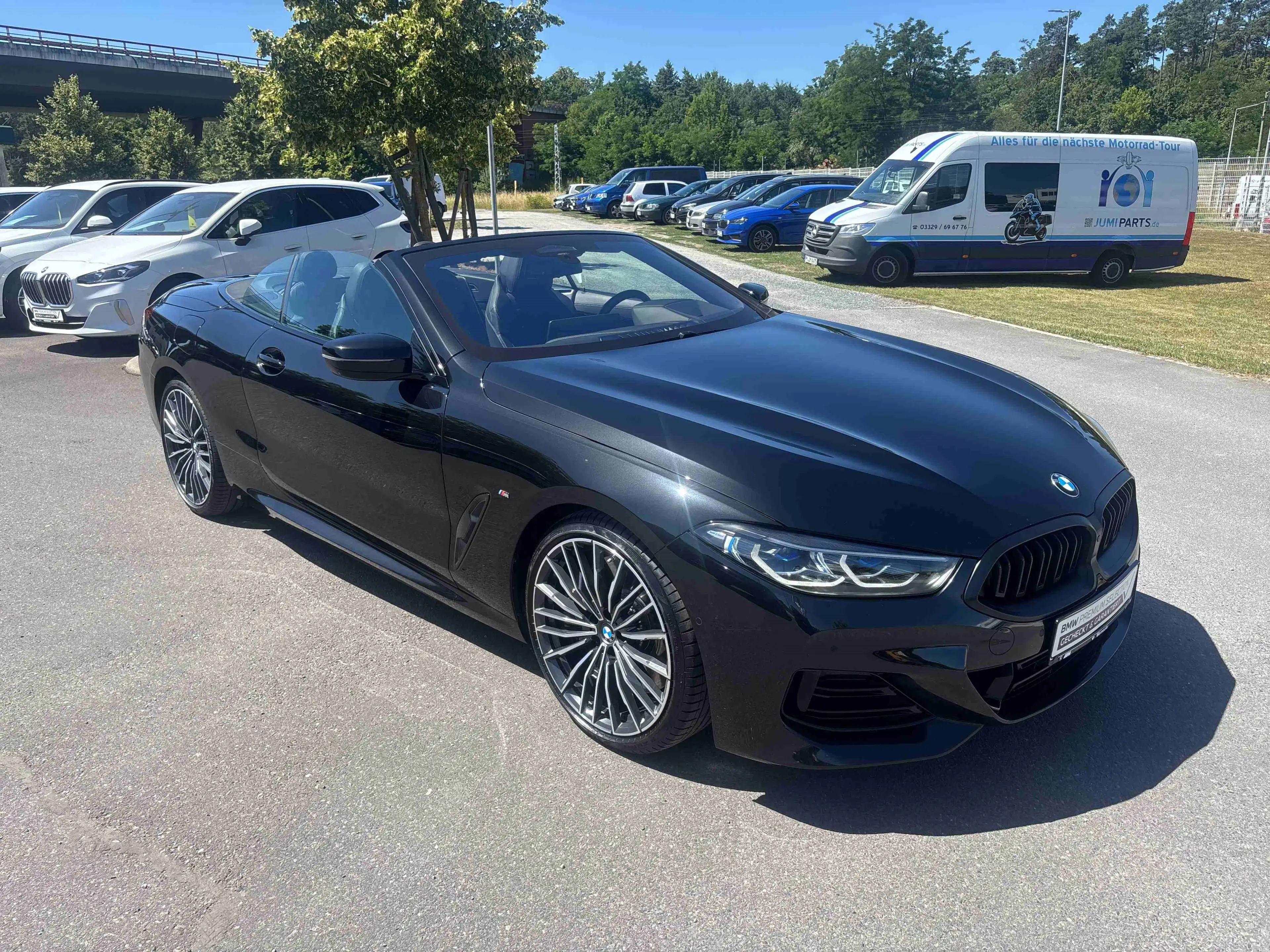 BMW 840 i Cabrio — photo 14