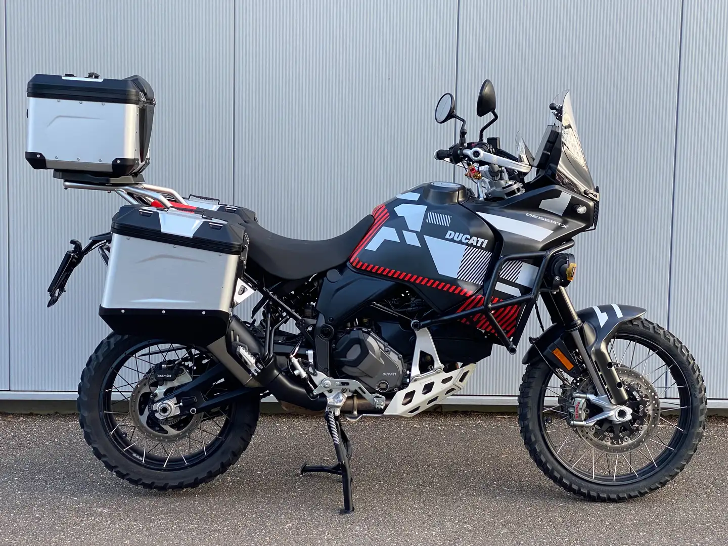Ducati DesertX Travel-, Off-road- & Urban-Pack / 3 jaar Garantie Zwart - 1