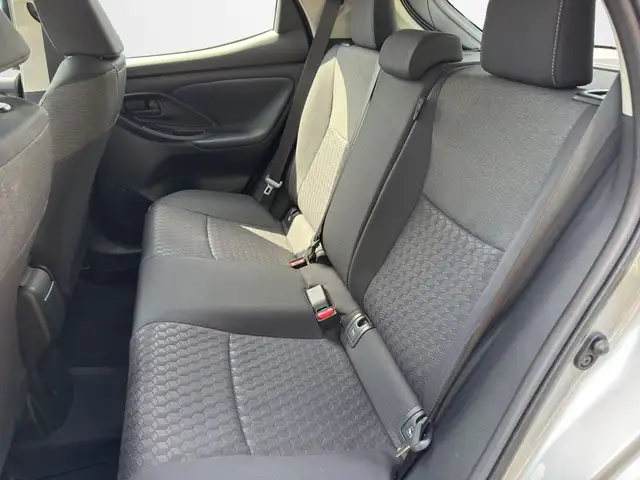 Toyota Yaris view 12