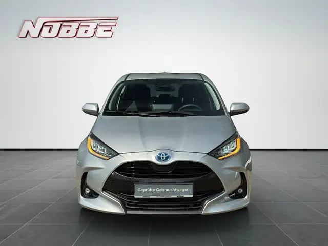 Toyota Yaris view 8