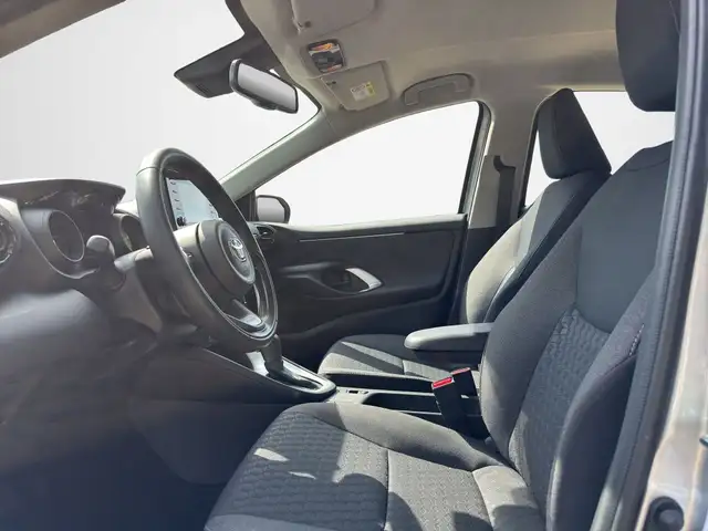 Toyota Yaris view 9