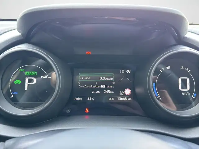 Toyota Yaris view 11