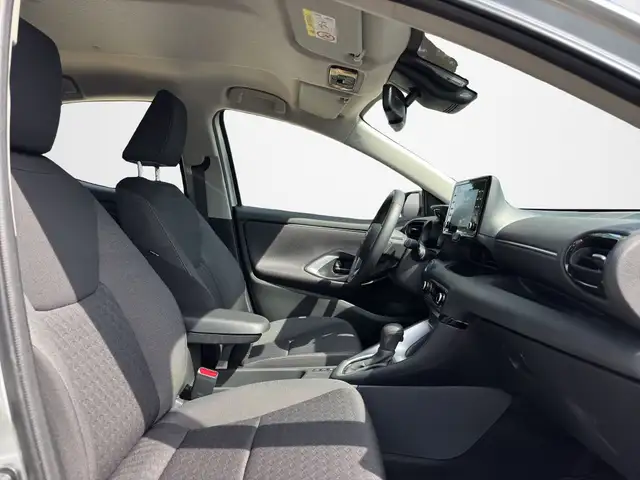 Toyota Yaris view 15