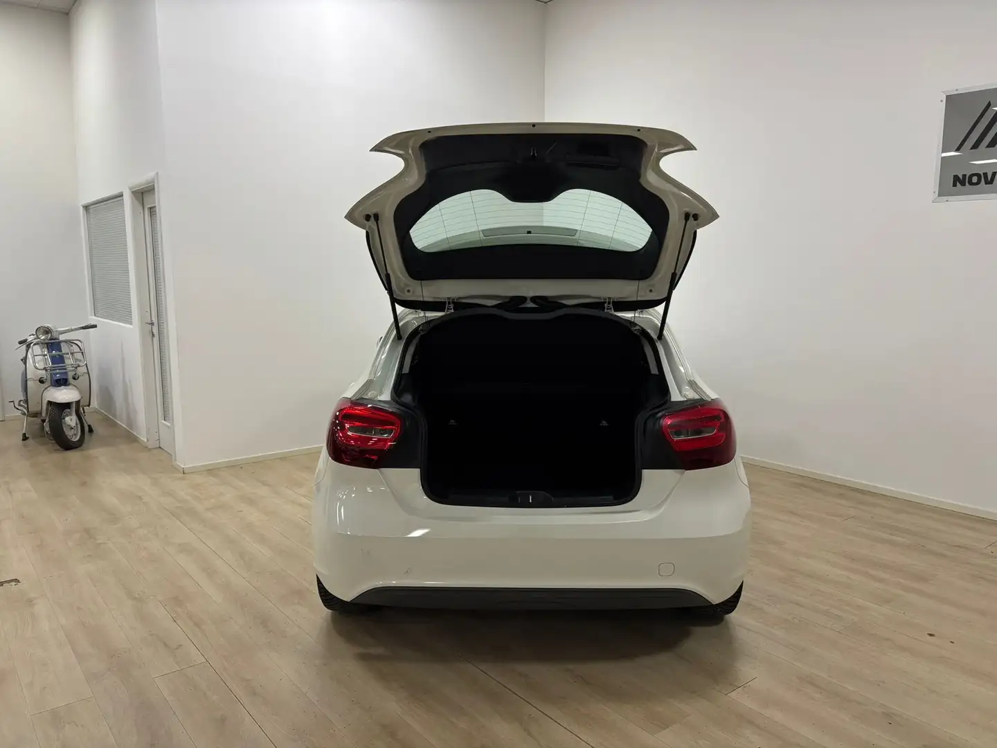 Mercedes-Benz A 160 Classe A - W176 Business ***NEOPATENTATI*** Bianco - 2
