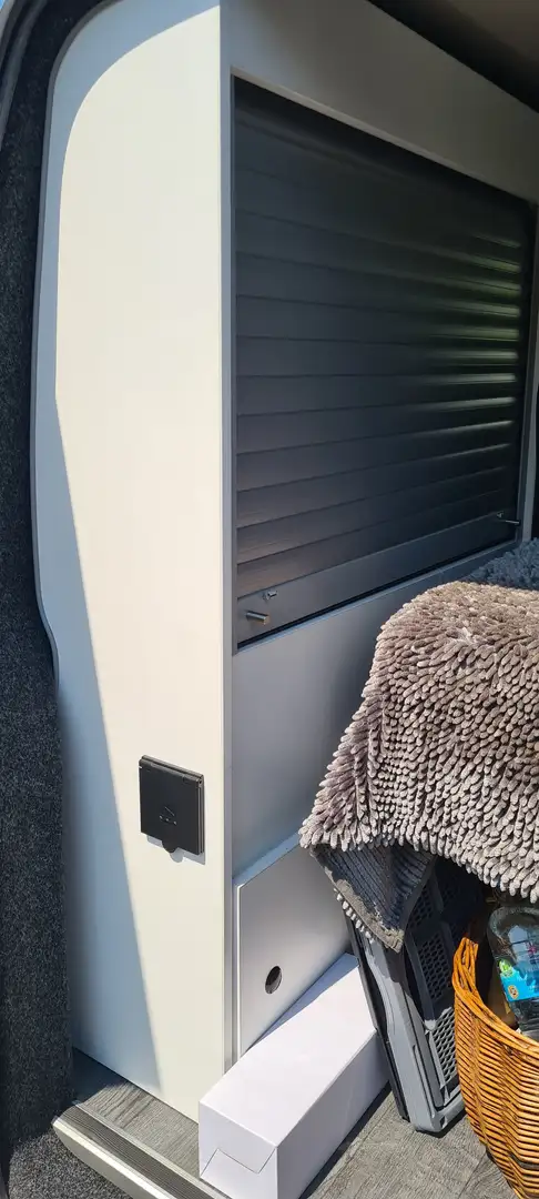 Volkswagen T6 Transporter Reimo Ausbau Weiß - 2