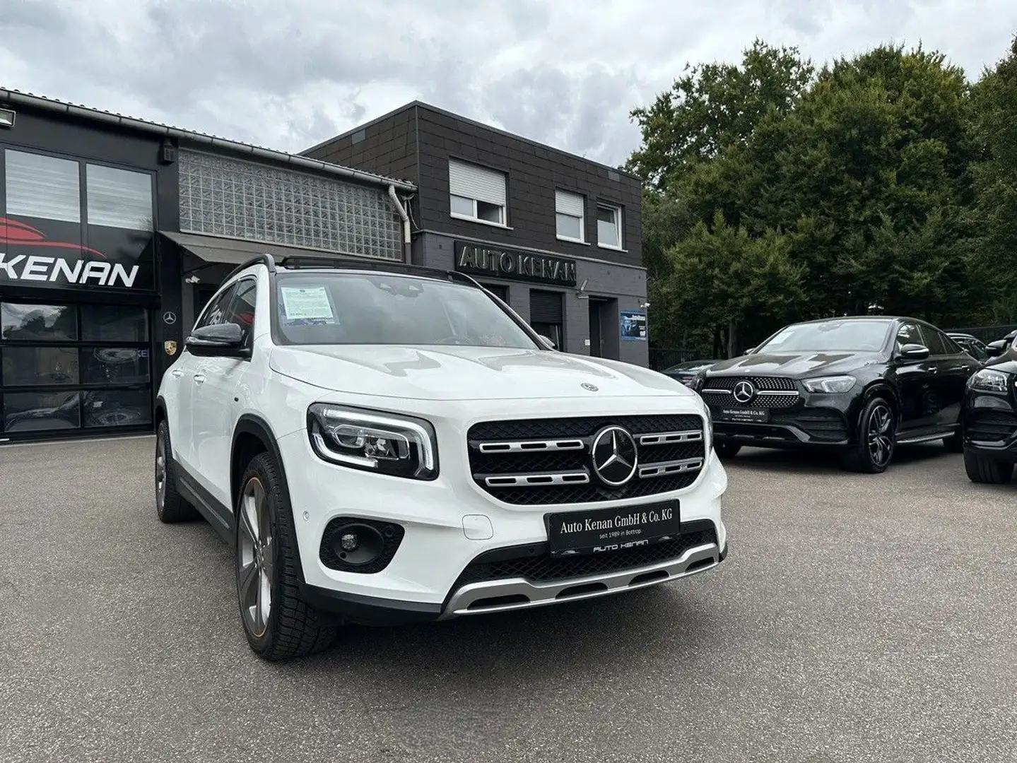 Mercedes-Benz GLB 250 4M Edition 1 DTR/HUD/PANO/Burmes/Leder Weiß - 1