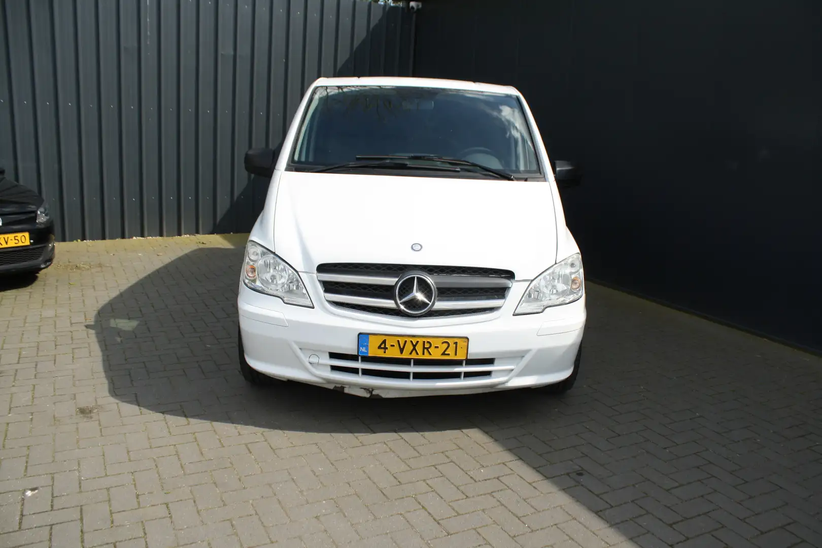 Mercedes-Benz Vito 113 CDI 320 Functional Lang Dubbele Cabine - AIRCO Wit - 2