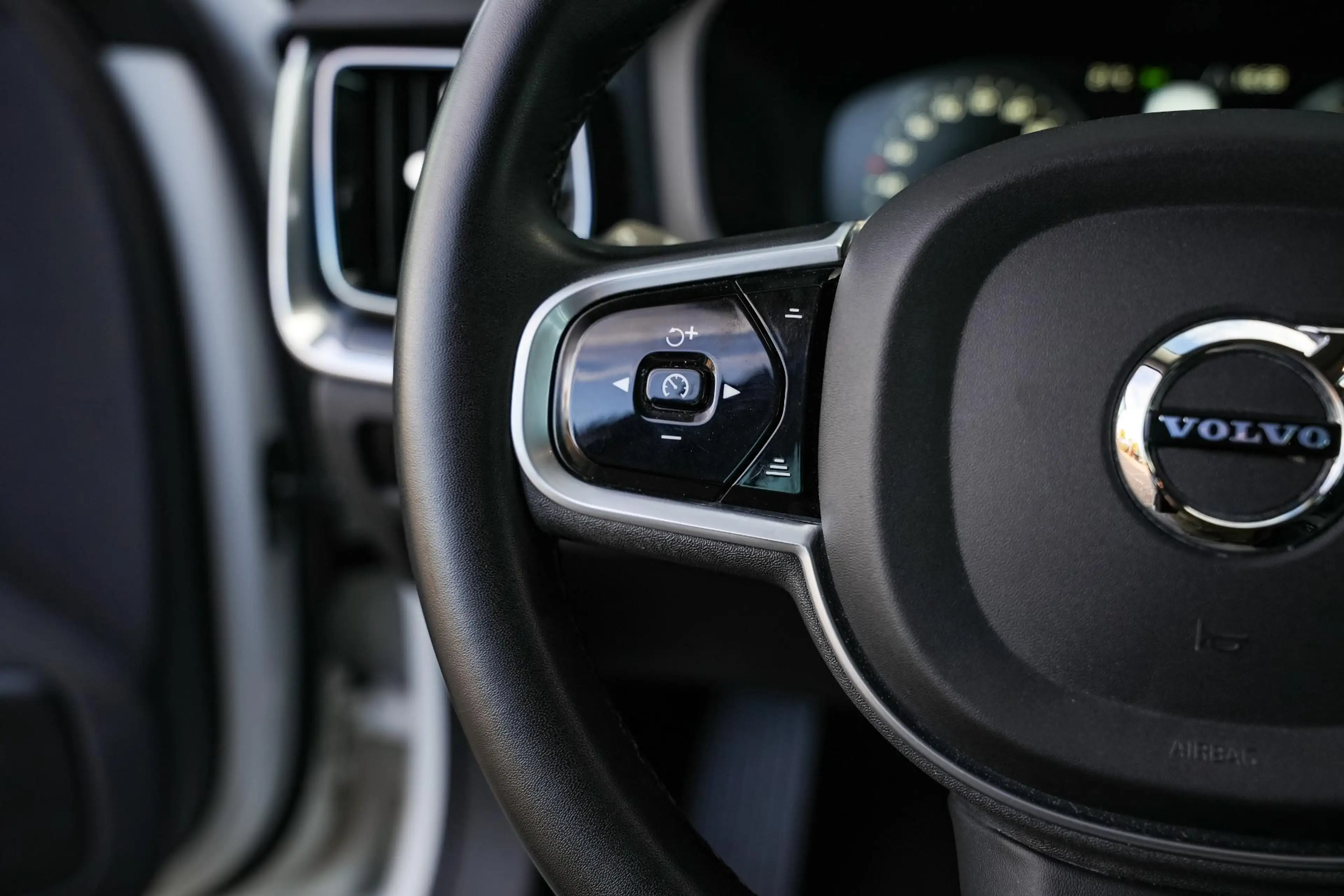 Volvo V60 Cross Country 2.0 B5 AWD Pro Adaptieve Cruise Keyless Memory 18' — photo 22