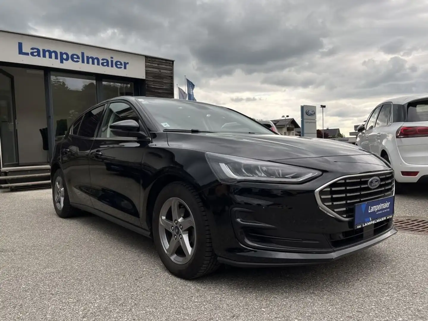 Ford Focus Titanium Schwarz - 1