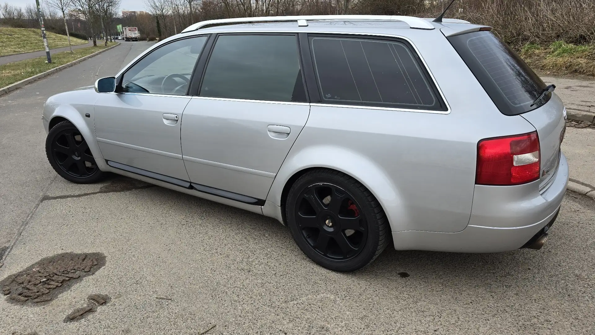 Audi A6 Audi S6 4B C5 Avant (kein A6 V8) Srebrny - 2