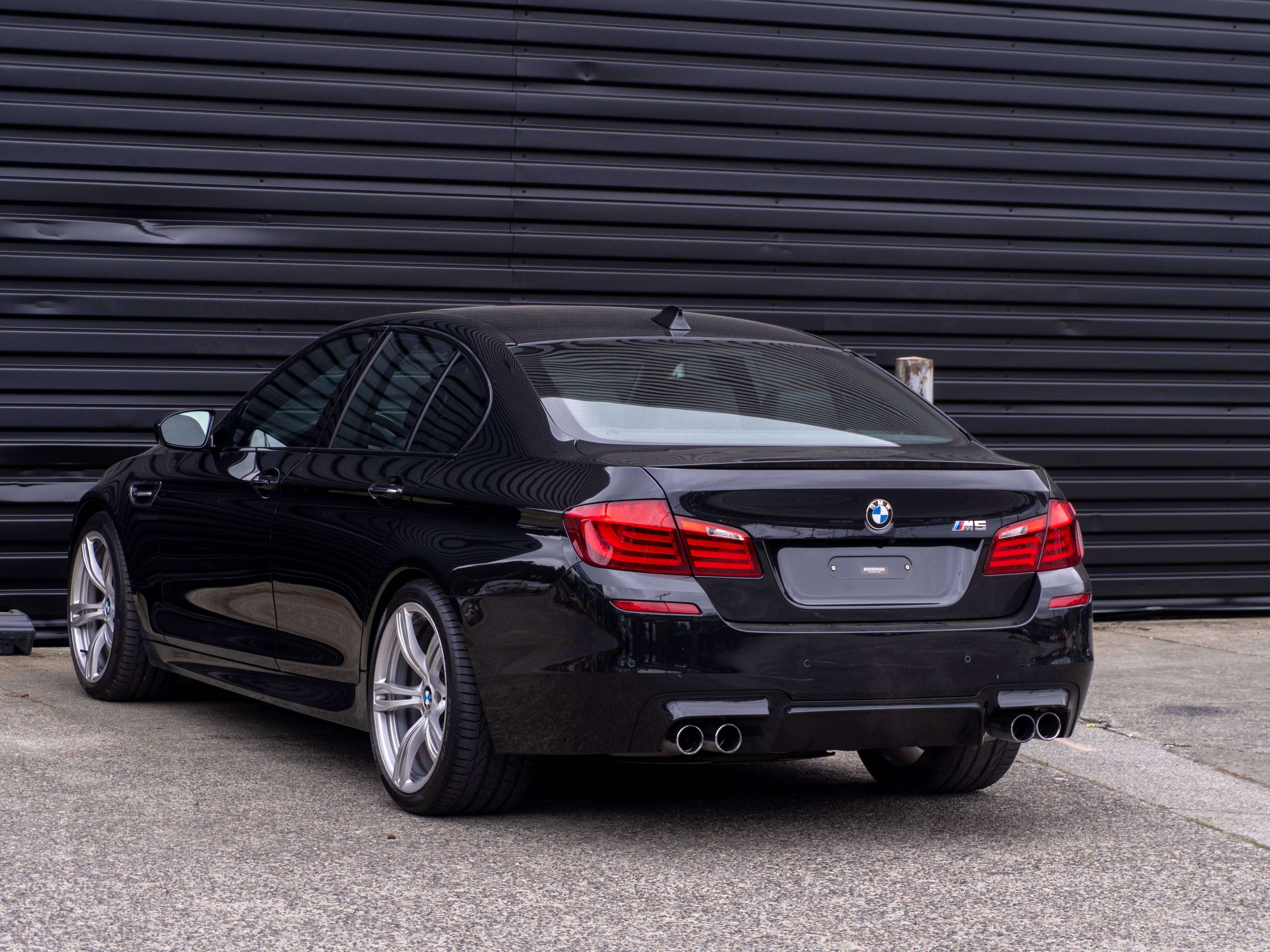 2013 BMW M5 Sedan