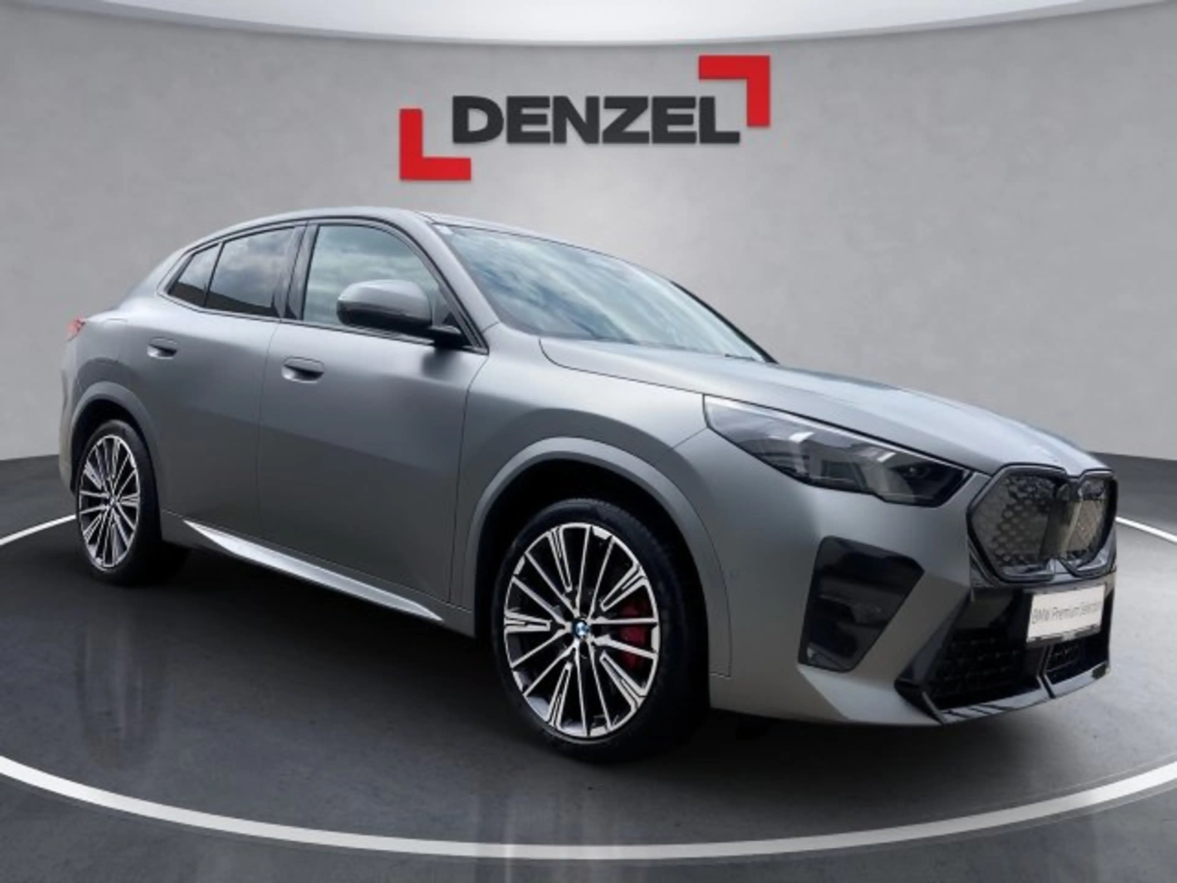 BMW iX2 xDrive30 U10 — photo 6