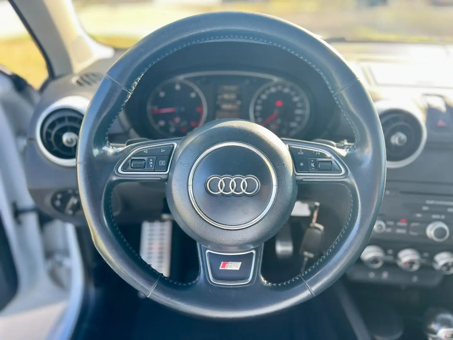 Audi A1 Sportback 1.6 tdi S Line Edition 90cv S-TRONIC Blanc - 2