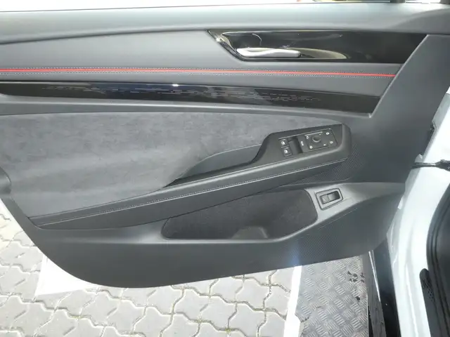 Volkswagen ID.7 Tourer GTX 4MOTION 250 kW Business Ansicht 4