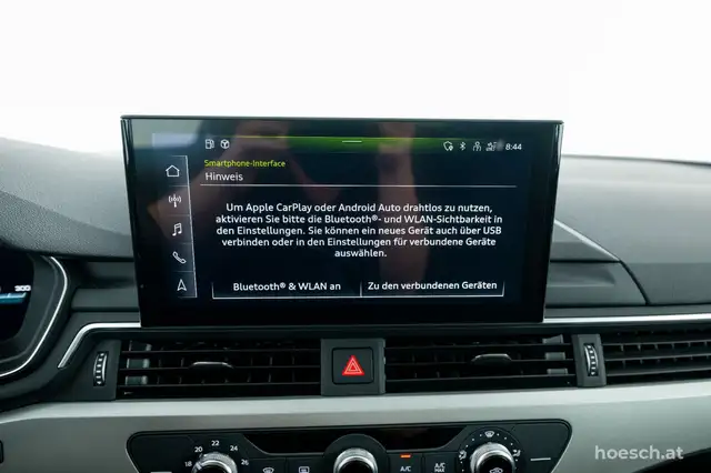 Audi A4 view 12