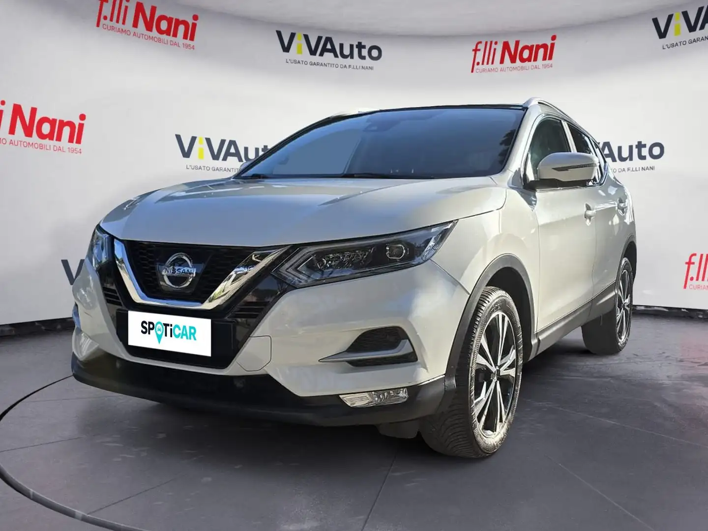 Nissan Qashqai Qashqai 1.6 dCi 4WD Tekna Weiß - 1