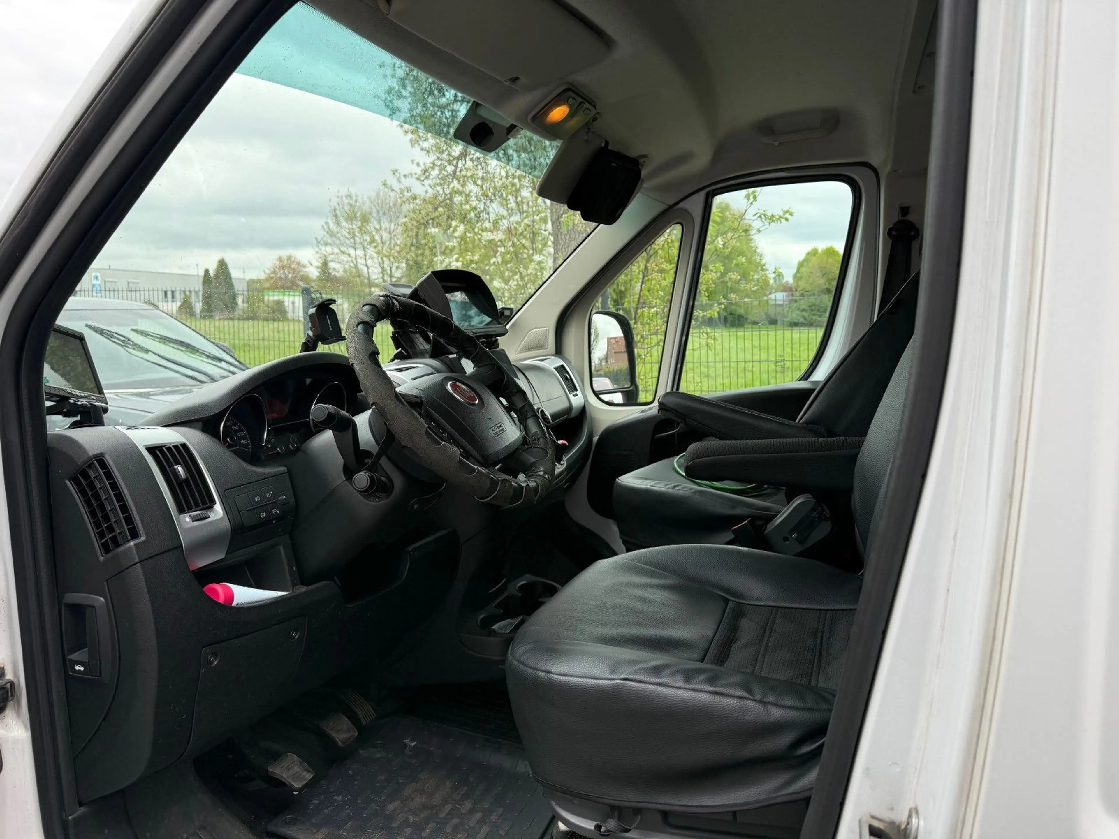Fiat Ducato Grossr.-Kasten 35 150 L3H3+Camperausbau+ — photo 7