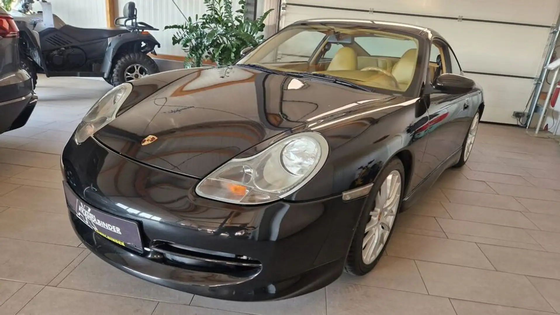Porsche 911 996 '' Schalter '' ''Allrad'' Schwarz - 1