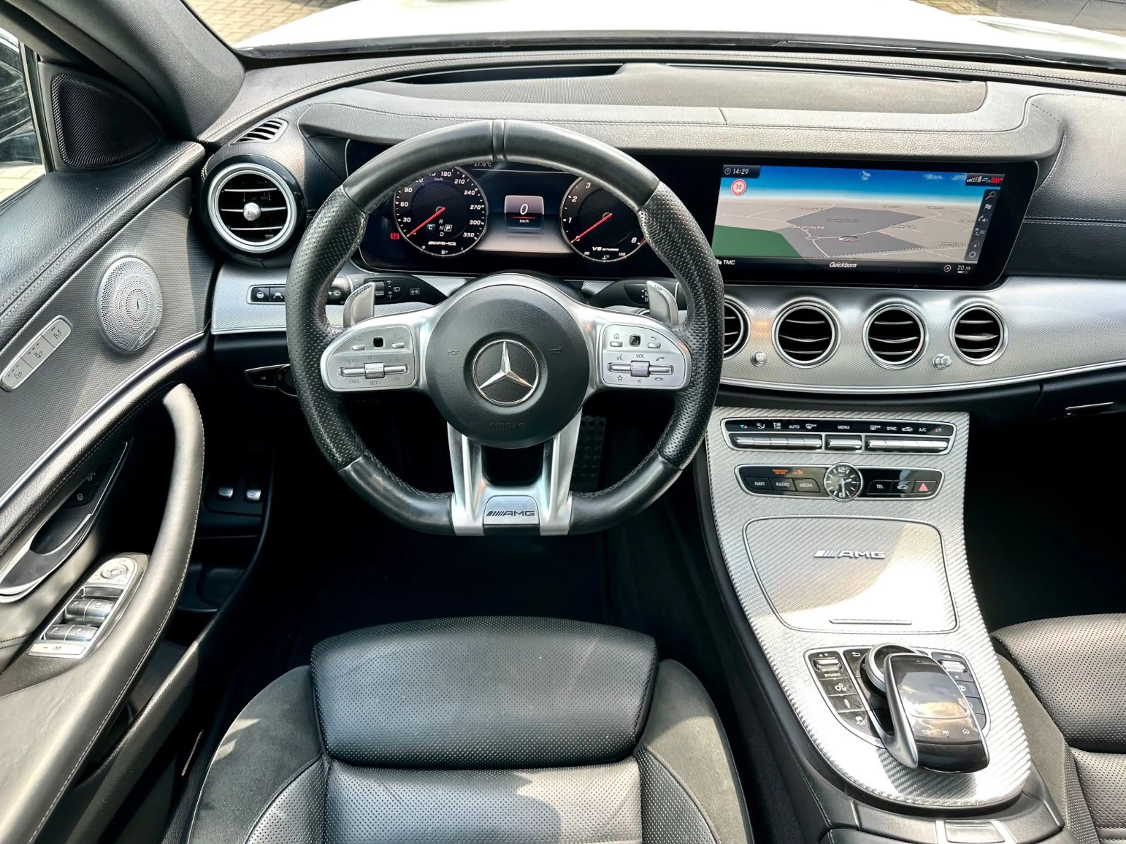 Mercedes-Benz E 63 AMG 4-Matic+,Pano,Night,Drivers,AHK,VOL,TOP — photo 10