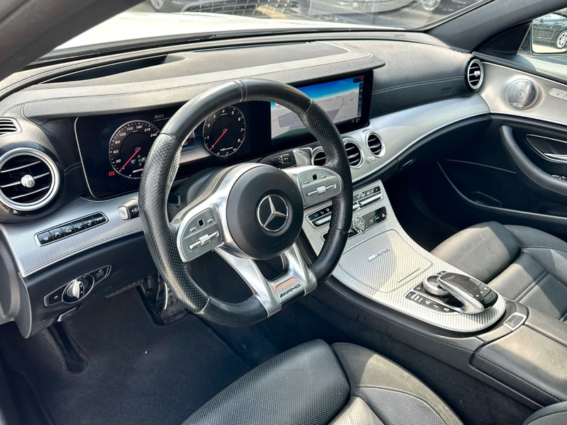 Mercedes-Benz E 63 AMG 4-Matic+,Pano,Night,Drivers,AHK,VOL,TOP — photo 11