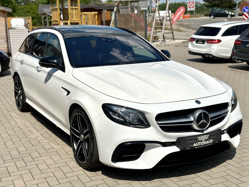 Mercedes-Benz E 63 AMG 4-Matic+,Pano,Night,Drivers,AHK,VOL,TOP — photo 2