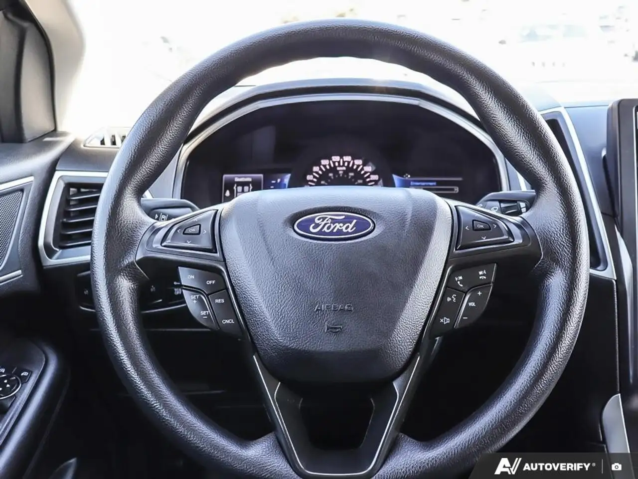 Ford Edge снимка Ford Edge