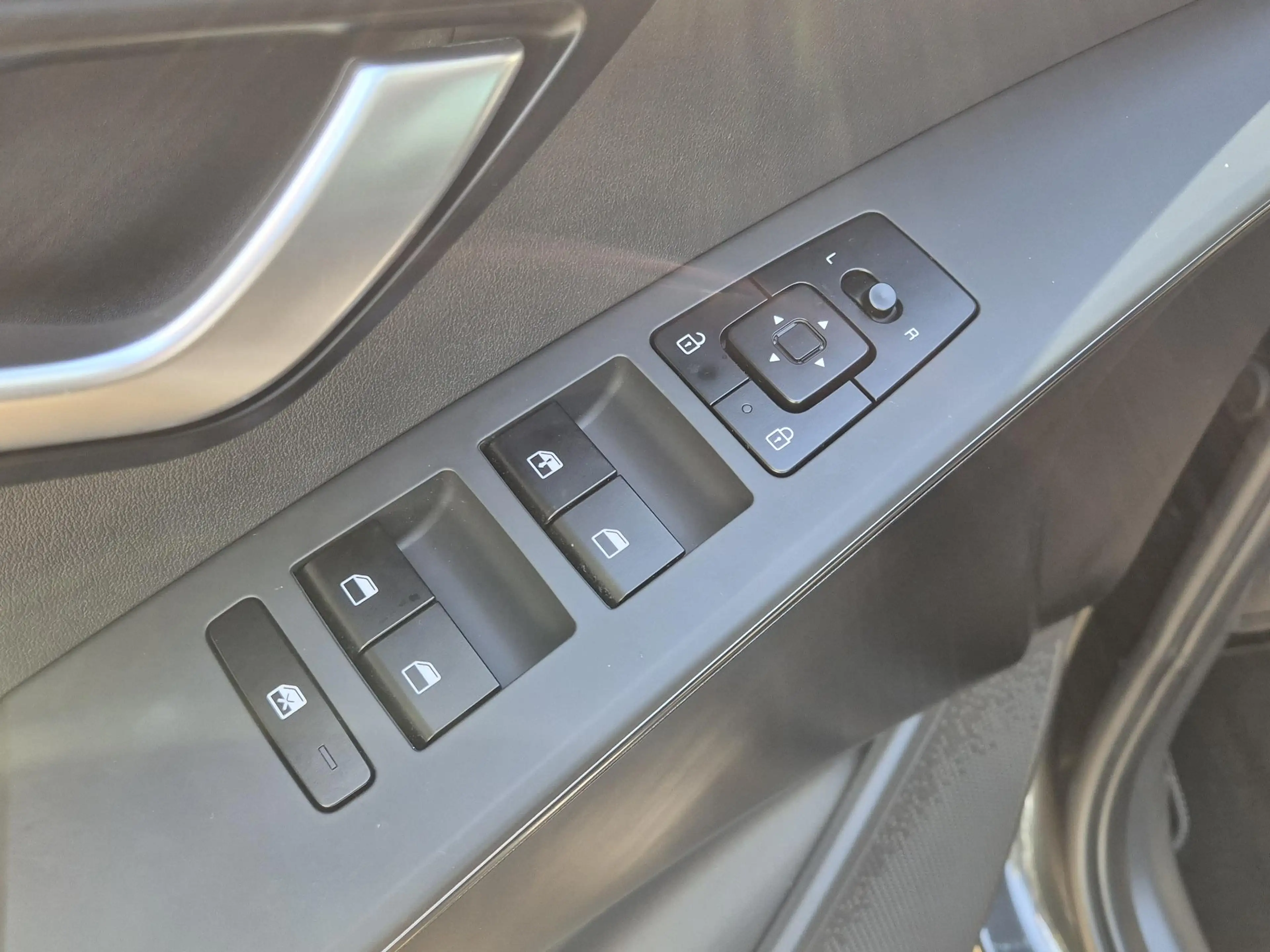 Kia Niro 1.6 GDi PHEV DynamicLine | PDC + Camera |Climate c — photo 20