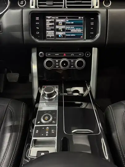 Land Rover Range Rover 4.4 SDV8 Vogue 2015, foto 17