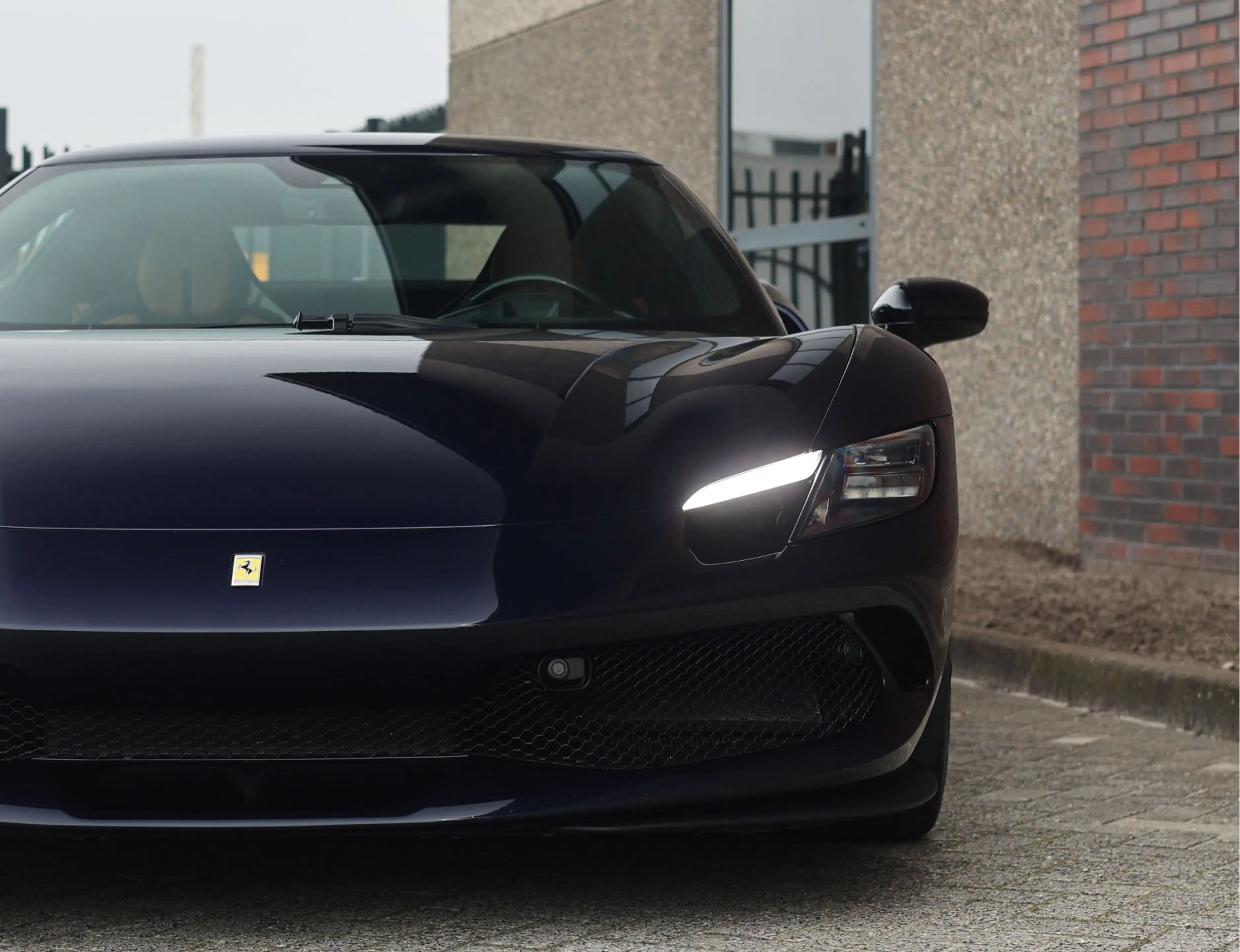 Ferrari 296 GTB 3.0 V6 | Blu America - Cuoio - Racing Seats — photo 12
