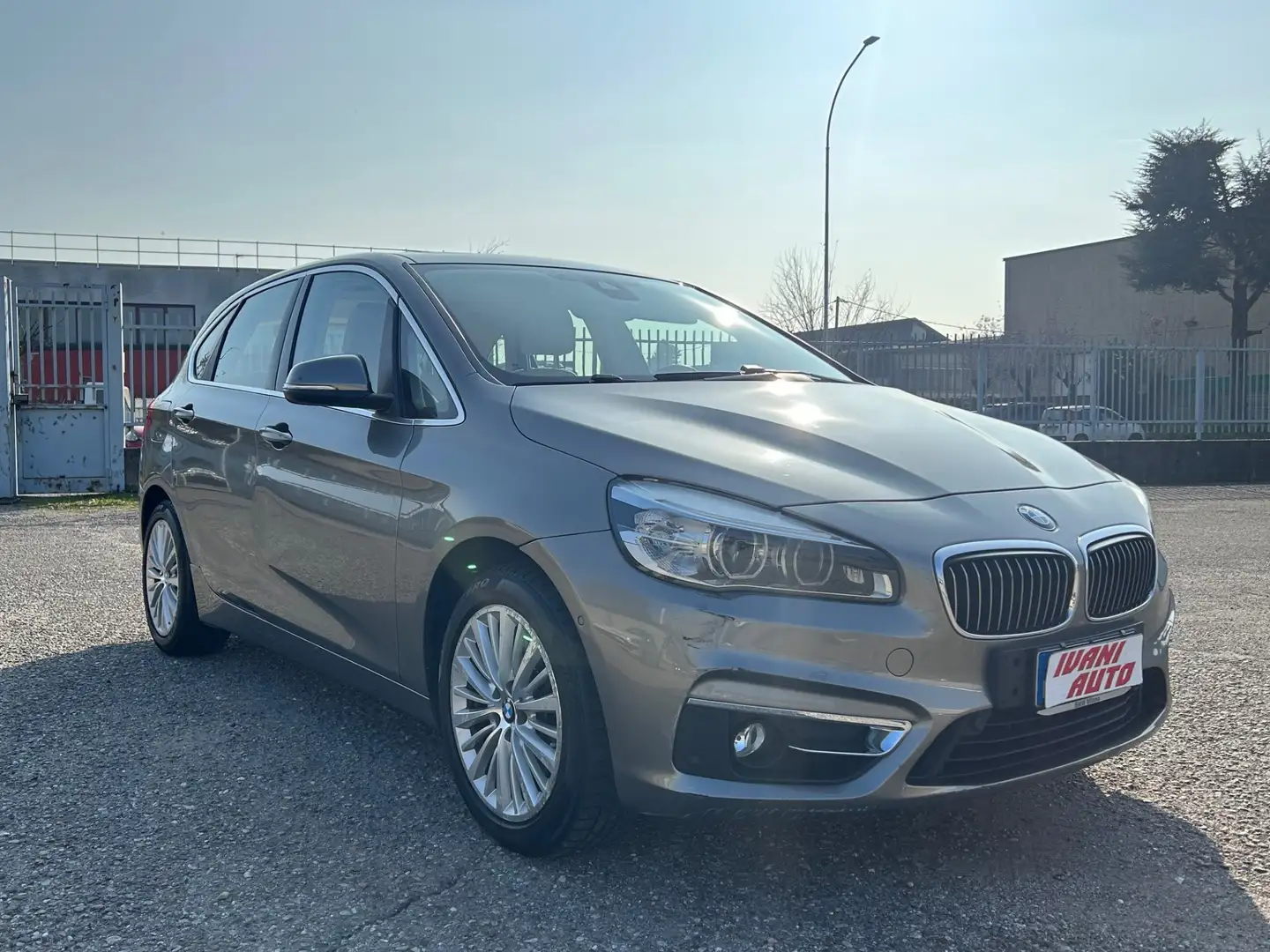 BMW Serie 220xd Luxury Auto, tetto, pelle Gris - 2