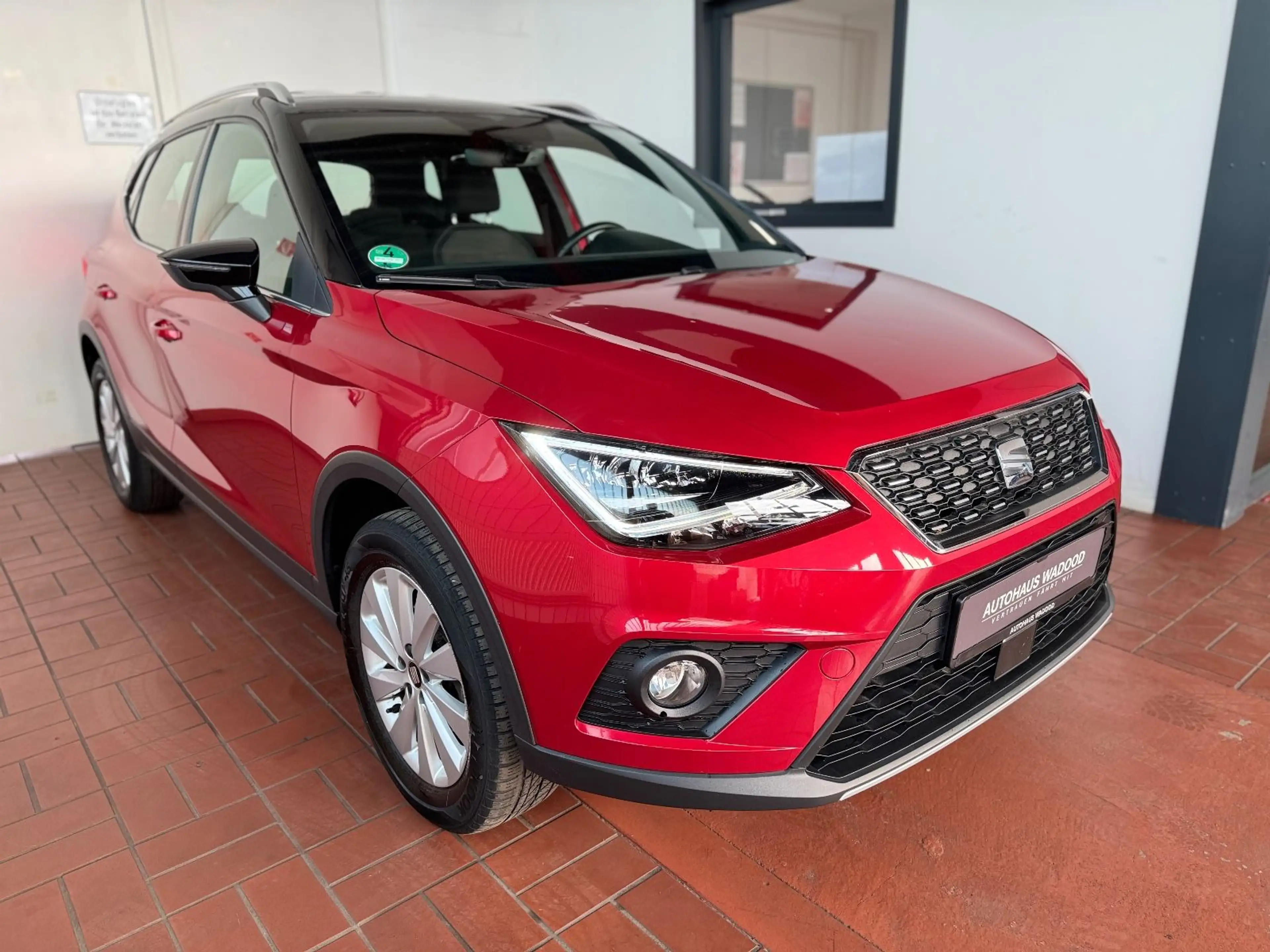 SEAT Arona 1.0 TSI Xcellence/1.Hd/Carplay/Navi/LED