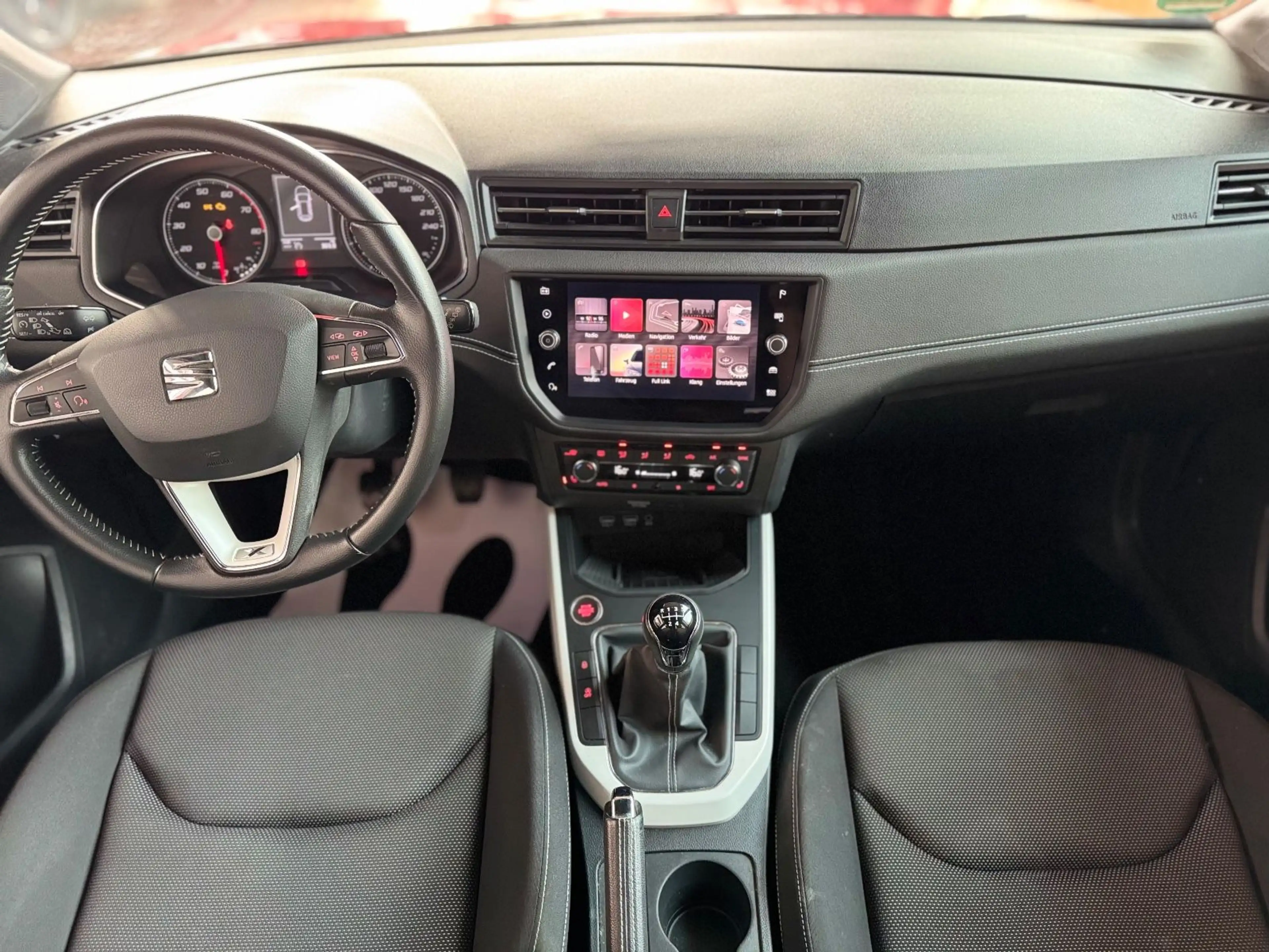 SEAT Arona 1.0 TSI Xcellence/1.Hd/Carplay/Navi/LED — photo 12