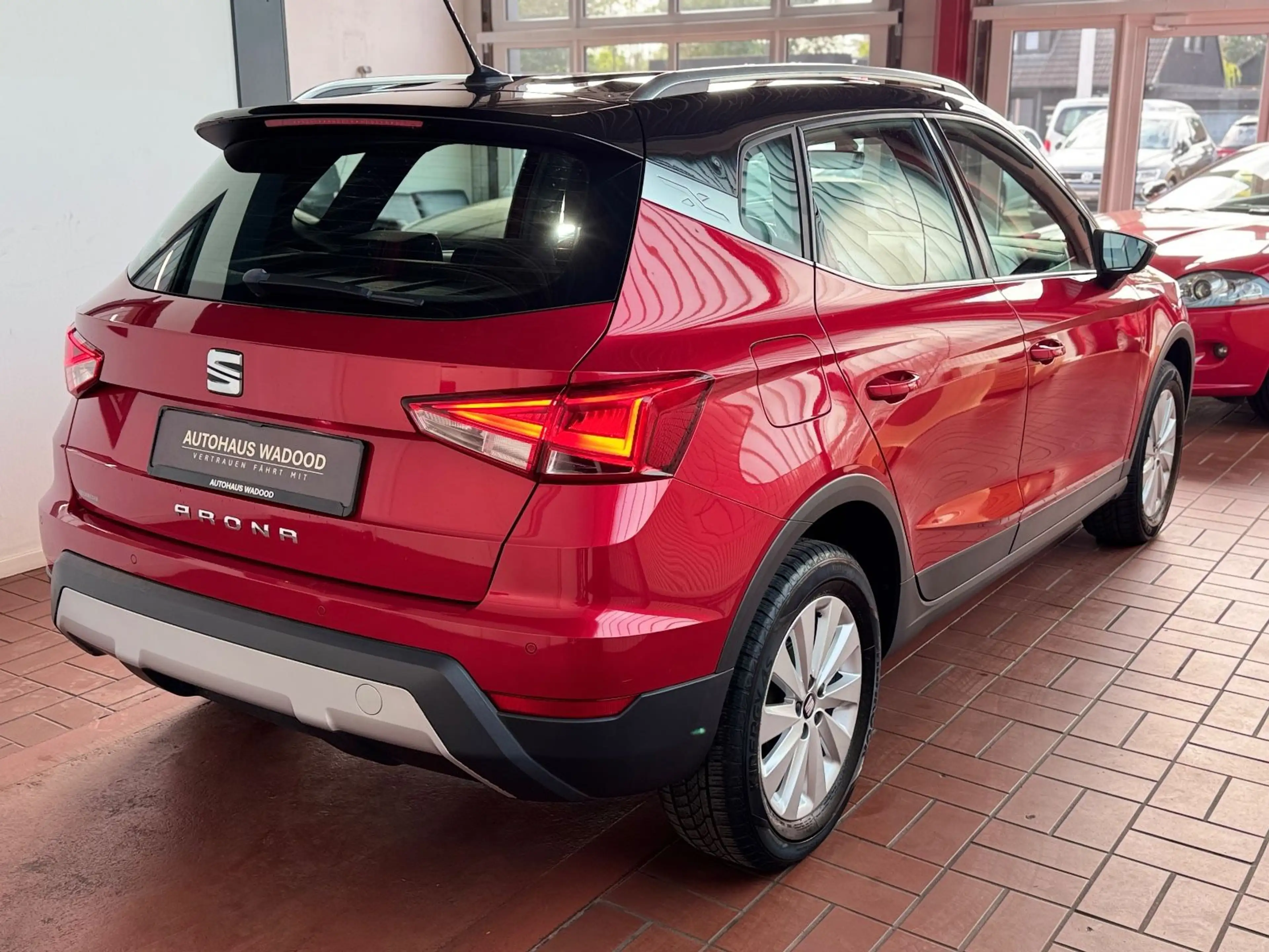 SEAT Arona 1.0 TSI Xcellence/1.Hd/Carplay/Navi/LED — photo 6