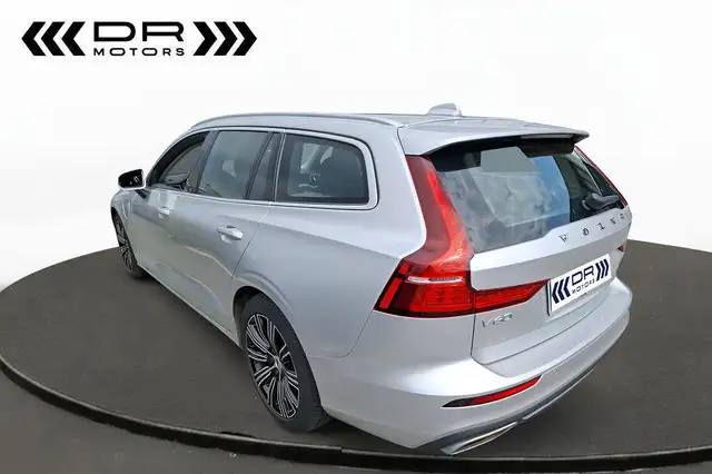 Volvo V60 view 3