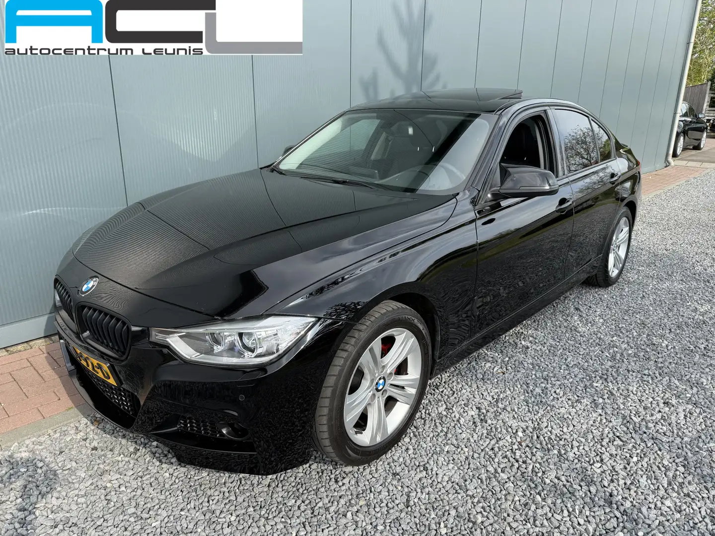 BMW 316 3-serie 316i 136pk High Executive M-Sportpakket Se Zwart - 1