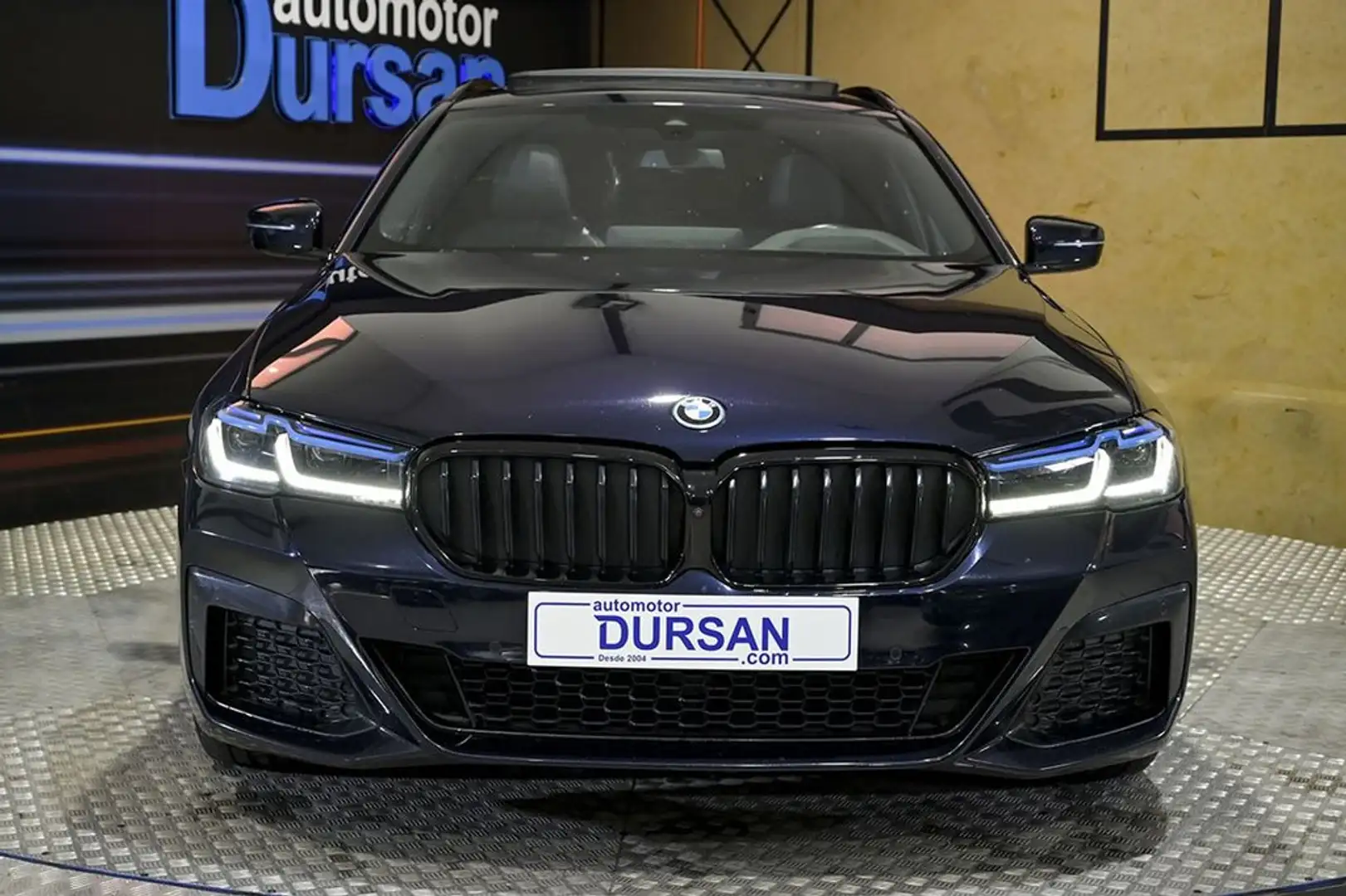 BMW 530 530e xDrive Touring Azul - 2