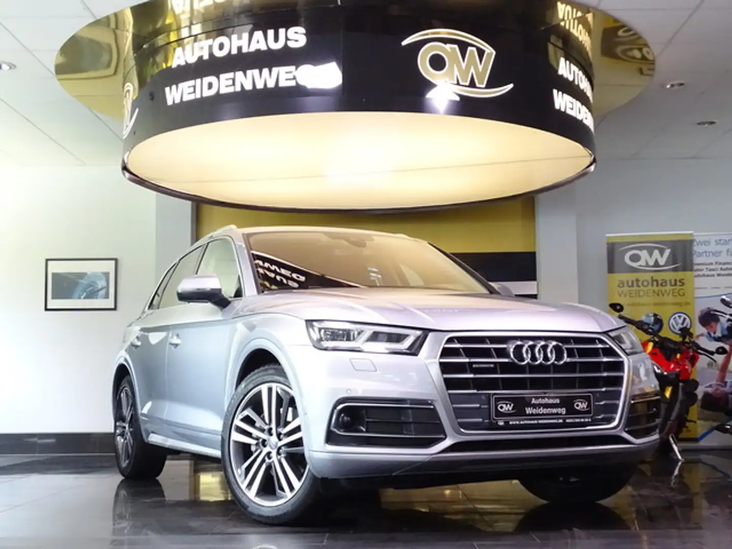 Audi Q5 Quattro Virtual LED B&O Navi Pano Cam AHK SHZ Argent - 2