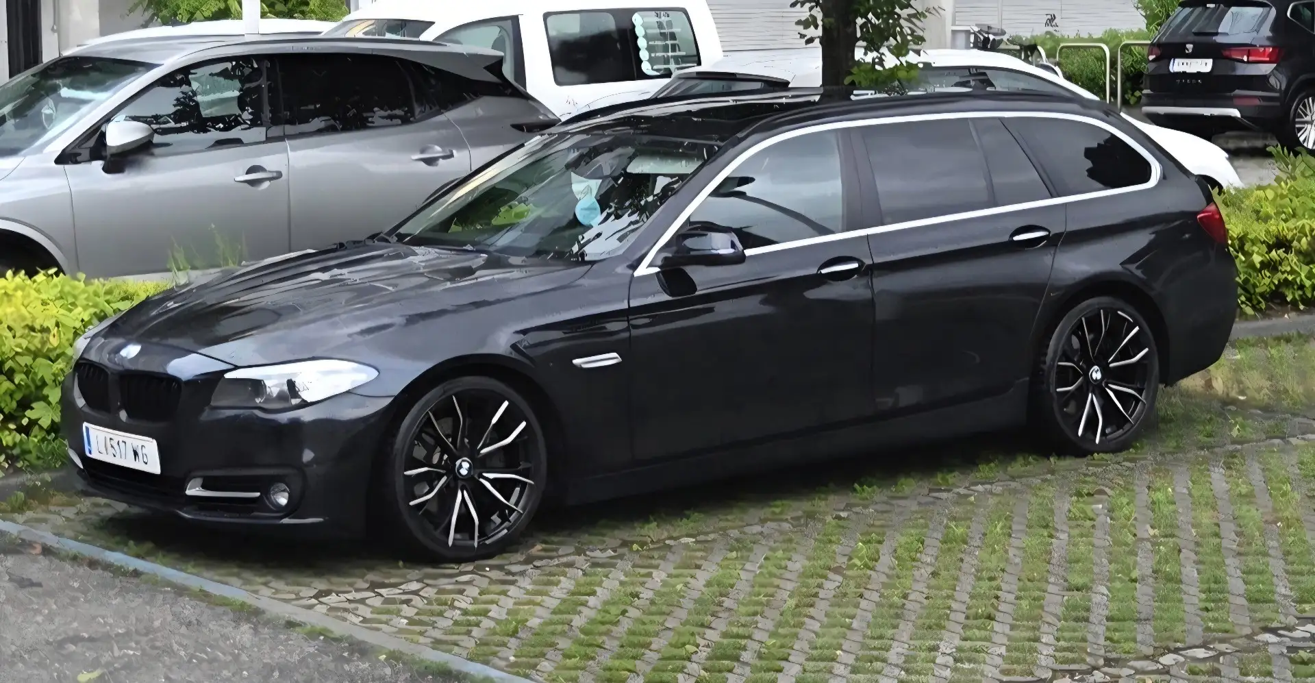 BMW 530 BMW 5er-Reihe 530d xDrive,Facelift,8Gang Automatik - 1