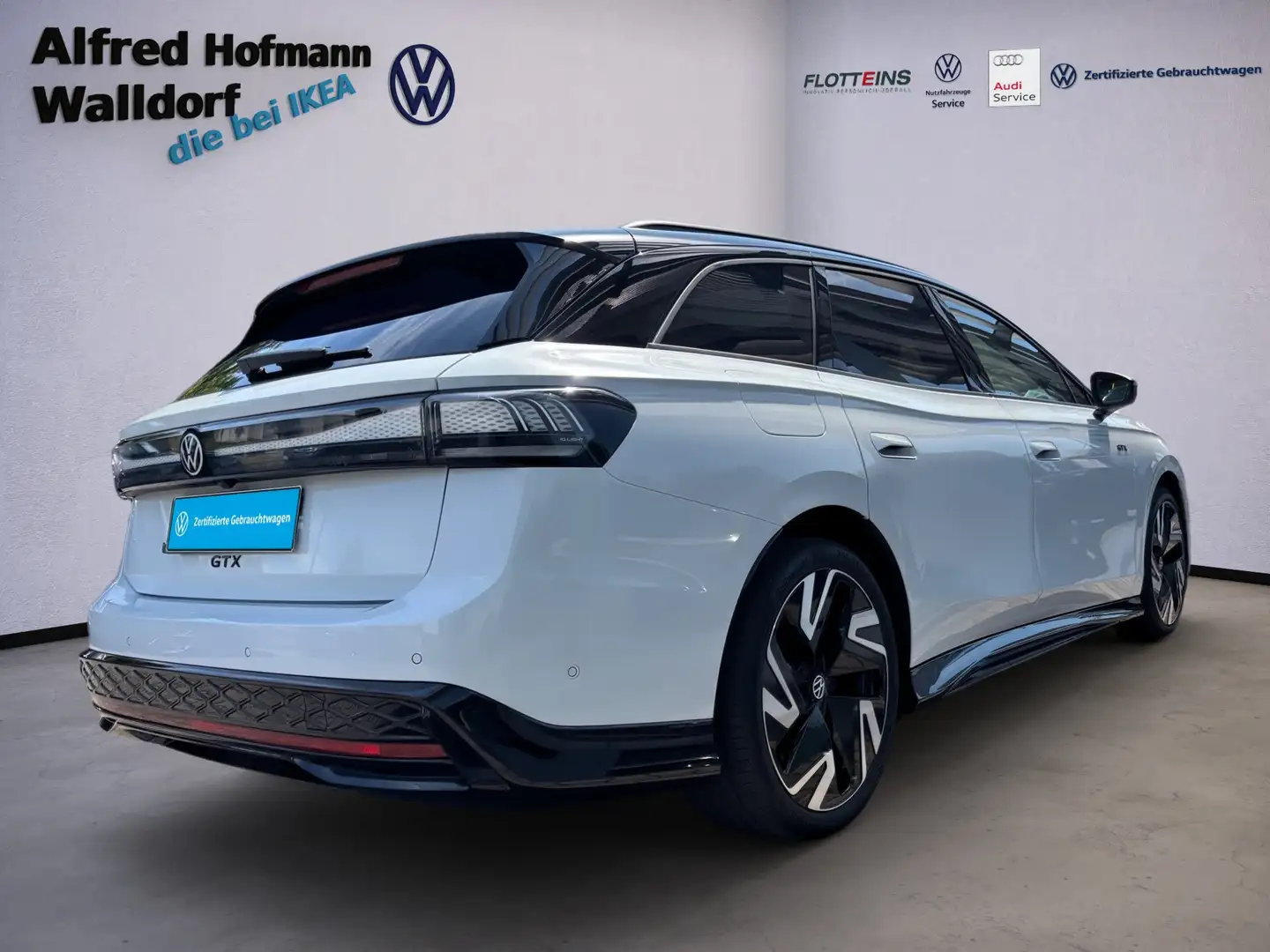 Volkswagen ID.7 Tourer KEYLESS AHK ALLRAD PANO NAVI KLIMA LM Weiß - 2