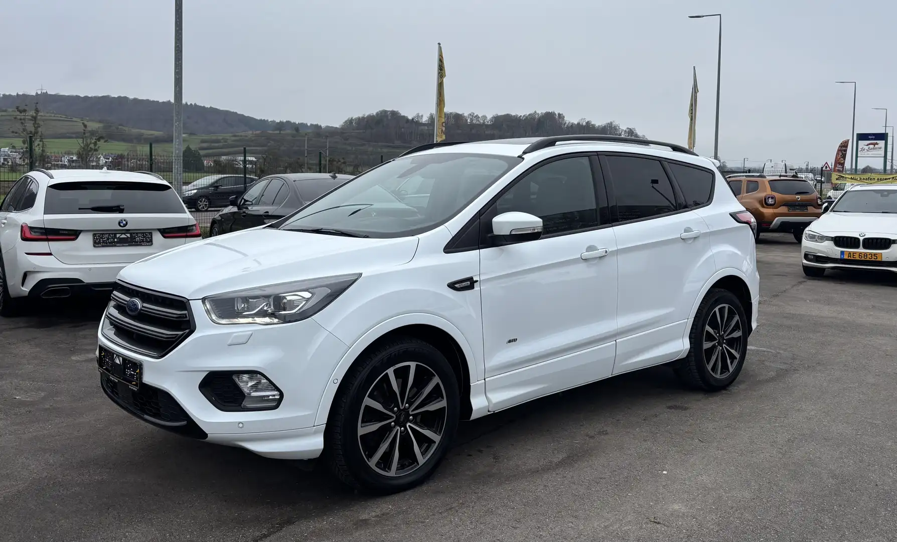 Ford Kuga Kuga 1.5 EcoBoost 4x4 Aut. ST-Line Blanc - 1