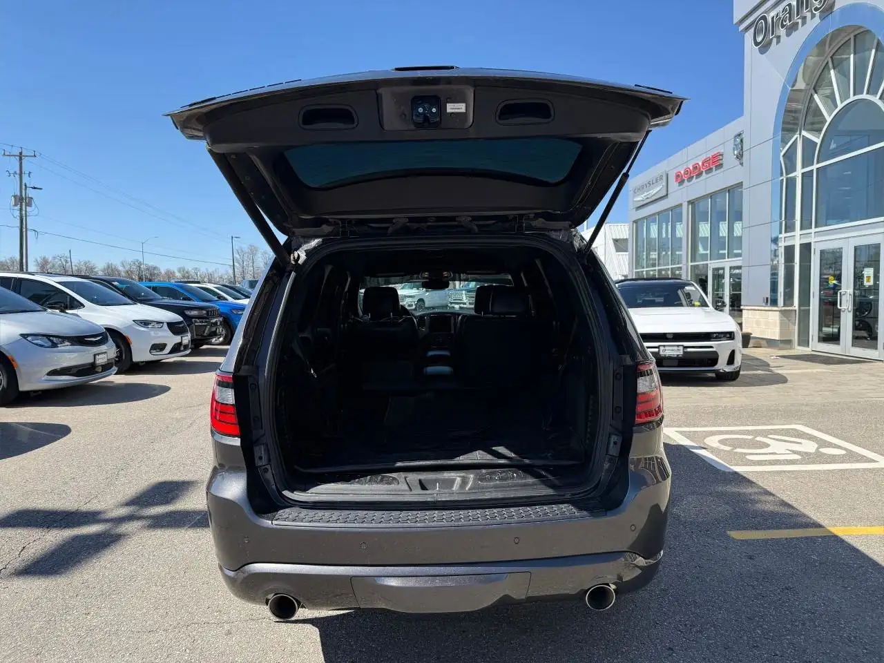 Dodge Durango снимка Dodge Durango