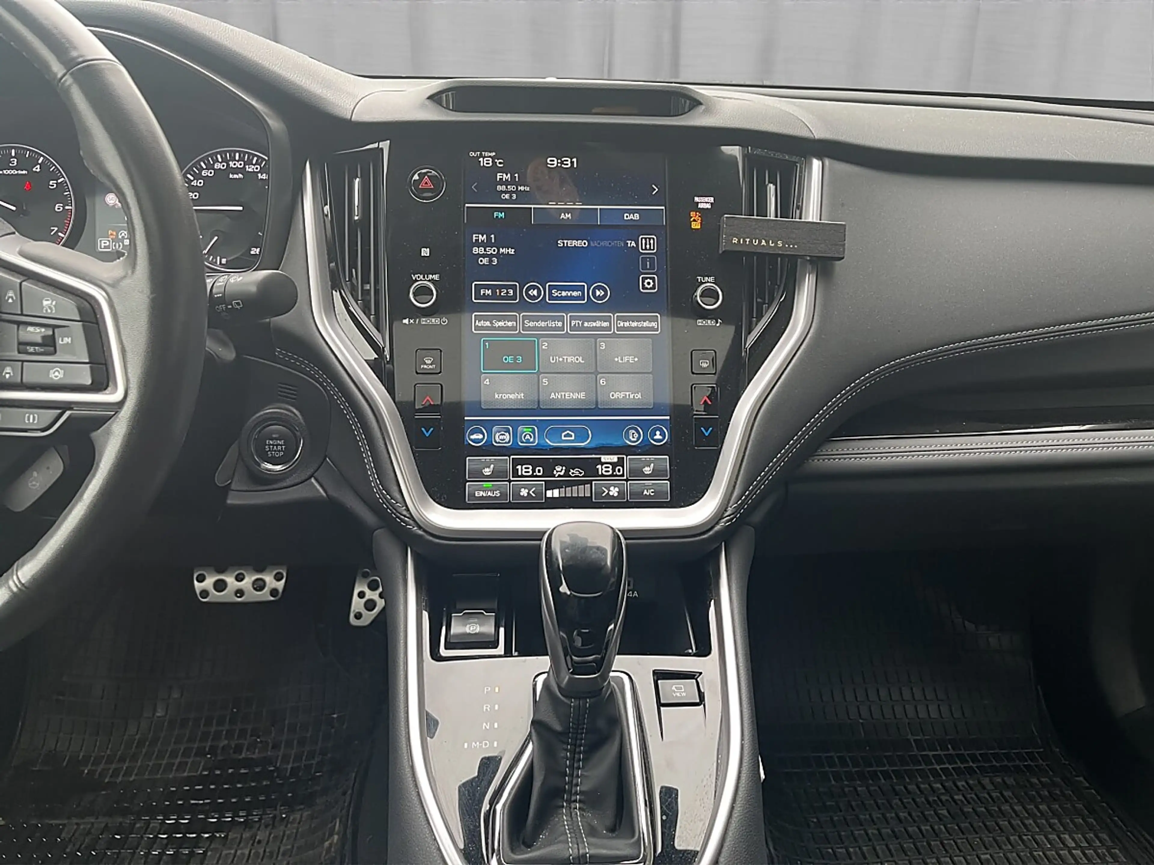 Subaru OUTBACK Outback 2.5i Premium (EURO 6d) — photo 13