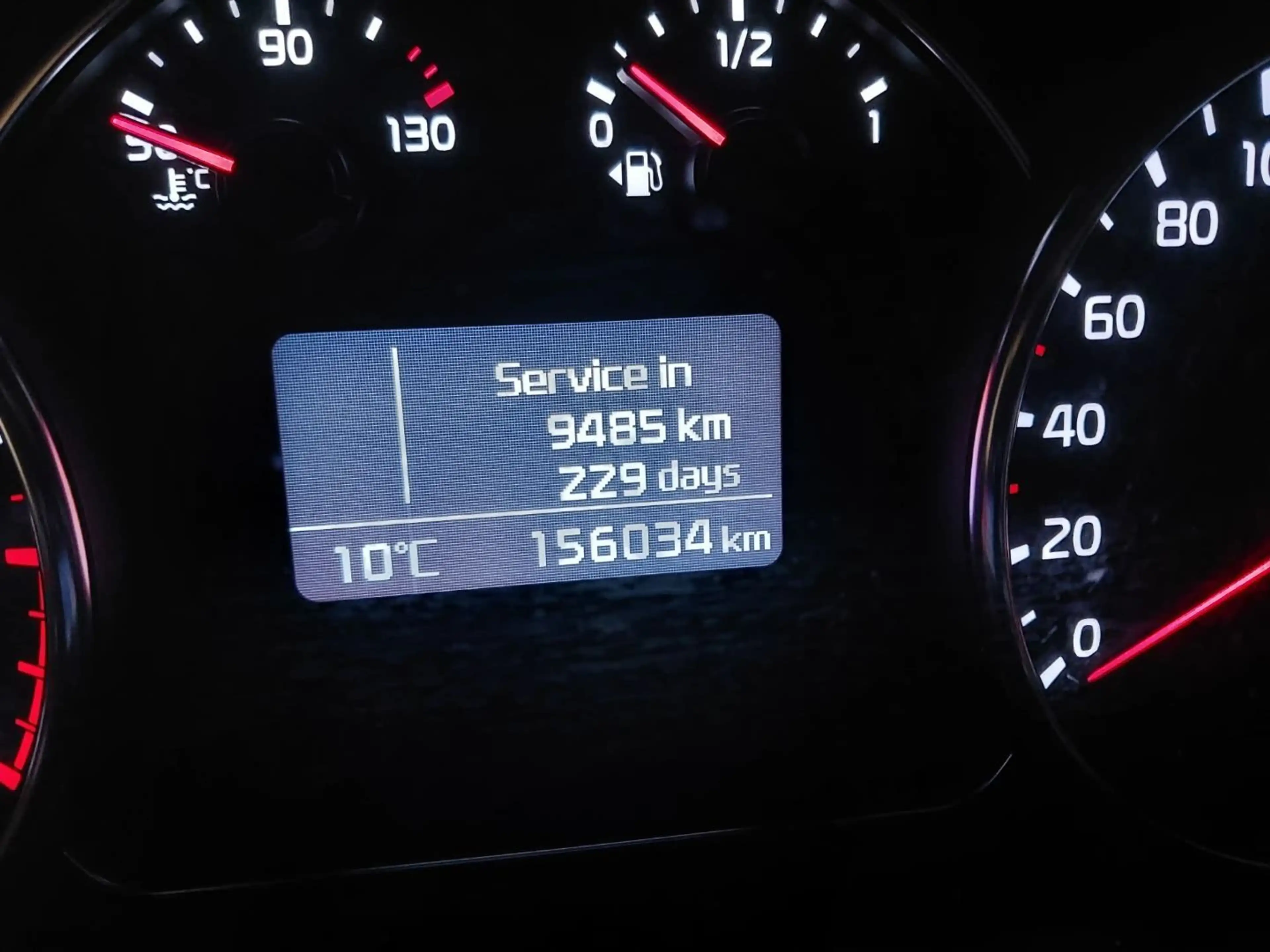 Kia Carens 1.6 GDI "Edition 7"|1.Hand|Klima|PDC|Tempomat — photo 7